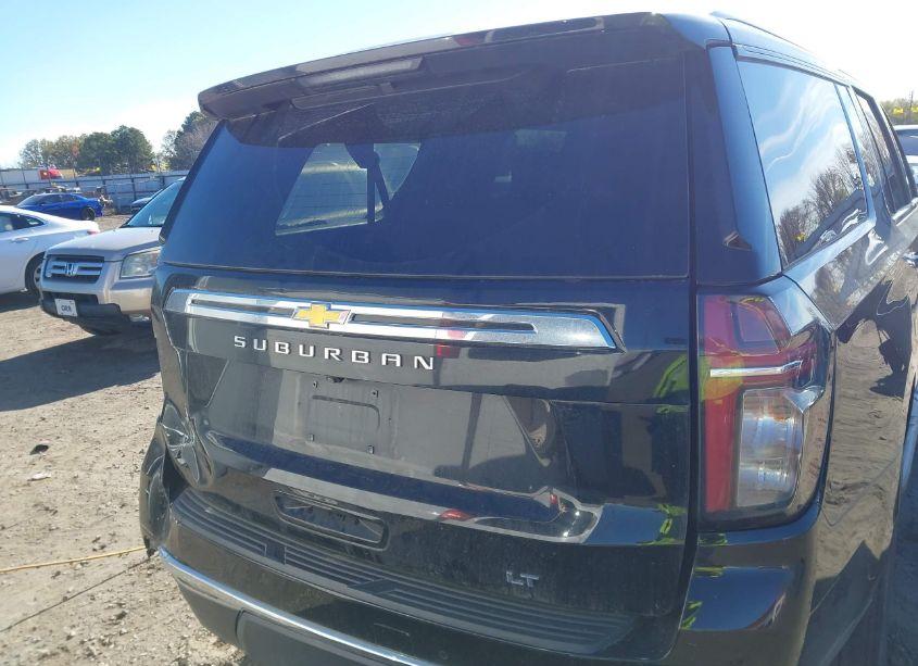 Thumbnail 8 of 2023 CHEVROLET SUBURBAN 2WD LT