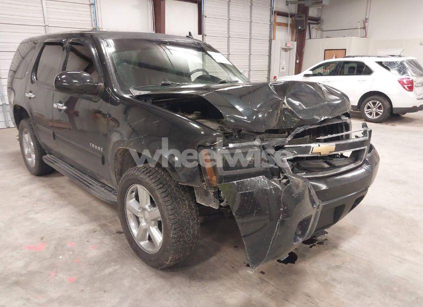 Main photo of 2013 CHEVROLET TAHOE LT with VIN 1GNSKBE04DR306862