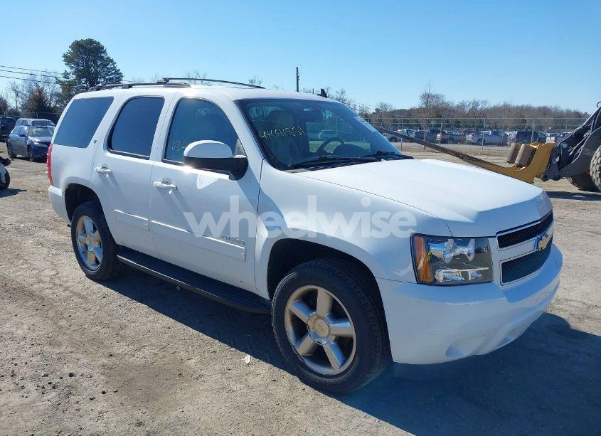 Photo of CHEVROLET TAHOE LT