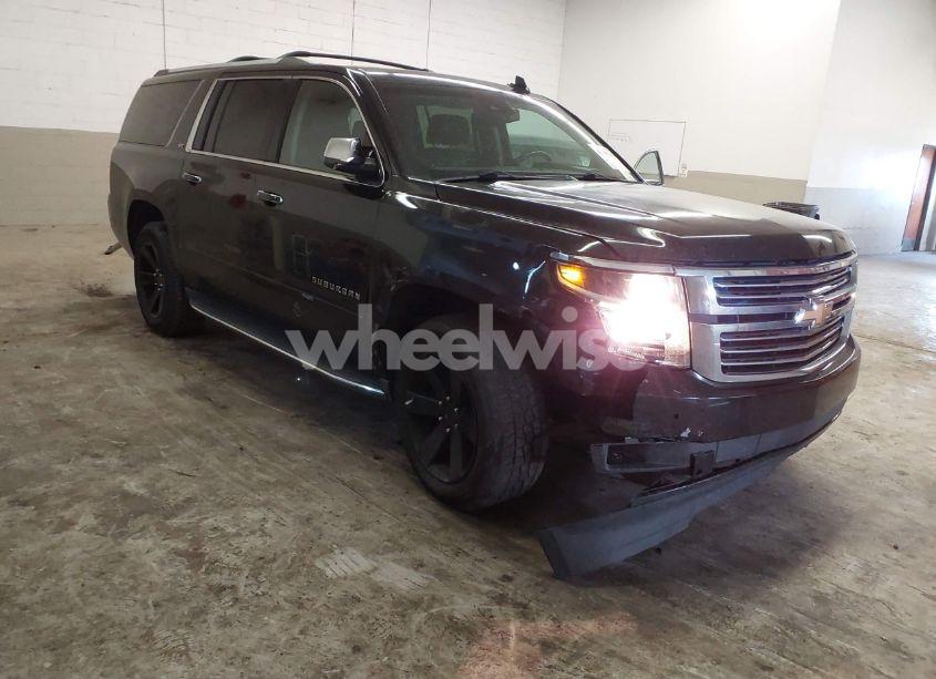 Photo of CHEVROLET SUBURBAN LTZ