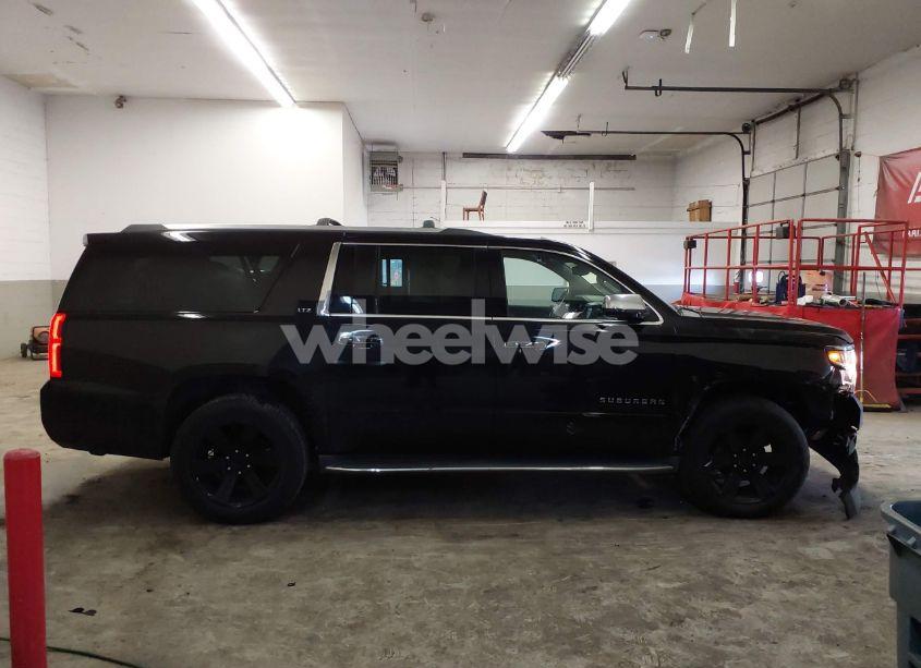 Thumbnail 5 of 2016 CHEVROLET SUBURBAN LTZ