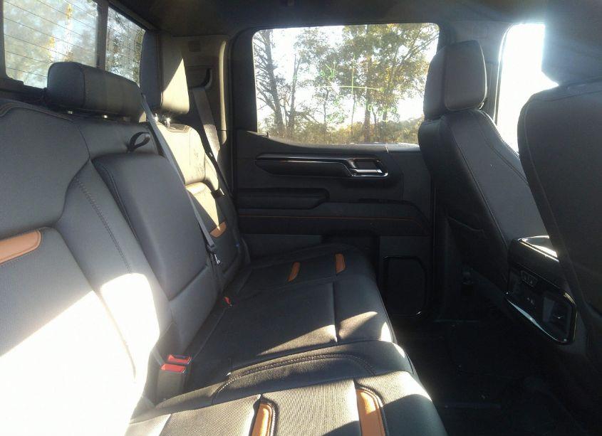 Thumbnail 15 of 2023 GMC SIERRA 1500 4WD SHORT BOX AT4