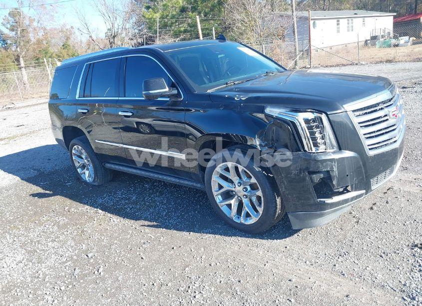 Photo of CADILLAC ESCALADE PLATINUM