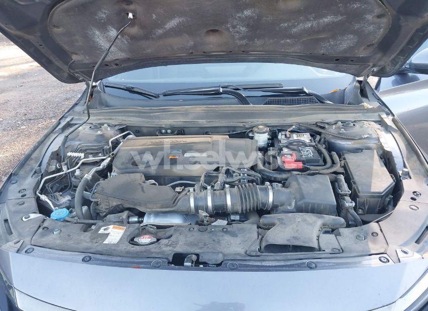 Thumbnail 2 of 2020 HONDA ACCORD SPORT 2.0T
