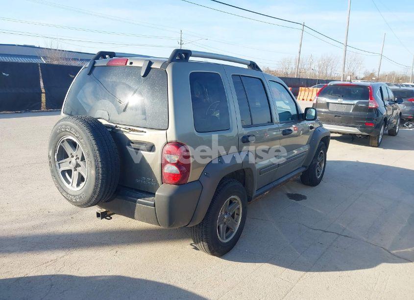 Thumbnail 6 of 2005 JEEP RENEGADE