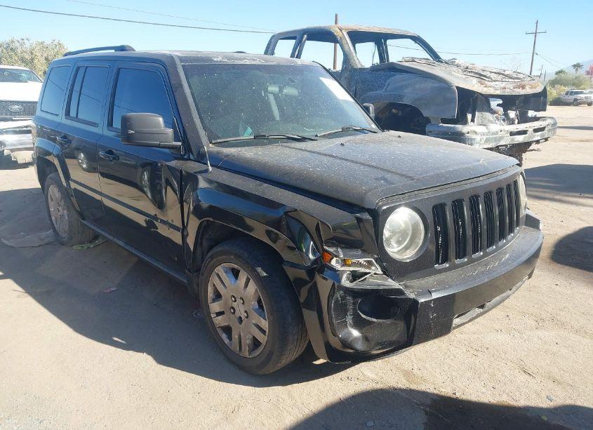 Photo of JEEP PATRIOT SPORT