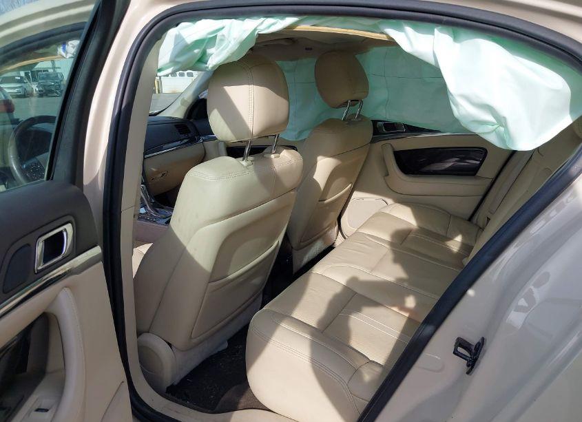 Thumbnail 15 of 2015 LINCOLN MKS
