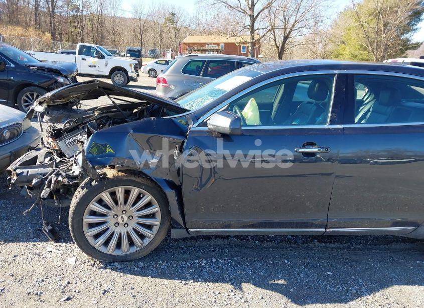 Thumbnail 4 of 2013 LINCOLN MKS