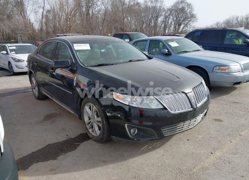 Main photo of 2011 LINCOLN MKS with VIN 1LNHL9DR1BG607800