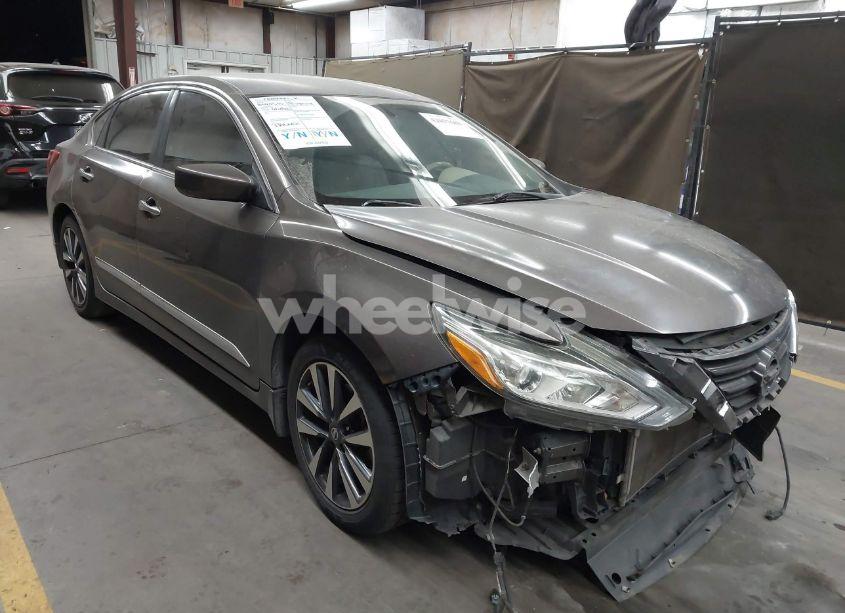 Photo of NISSAN ALTIMA 2.5 SV