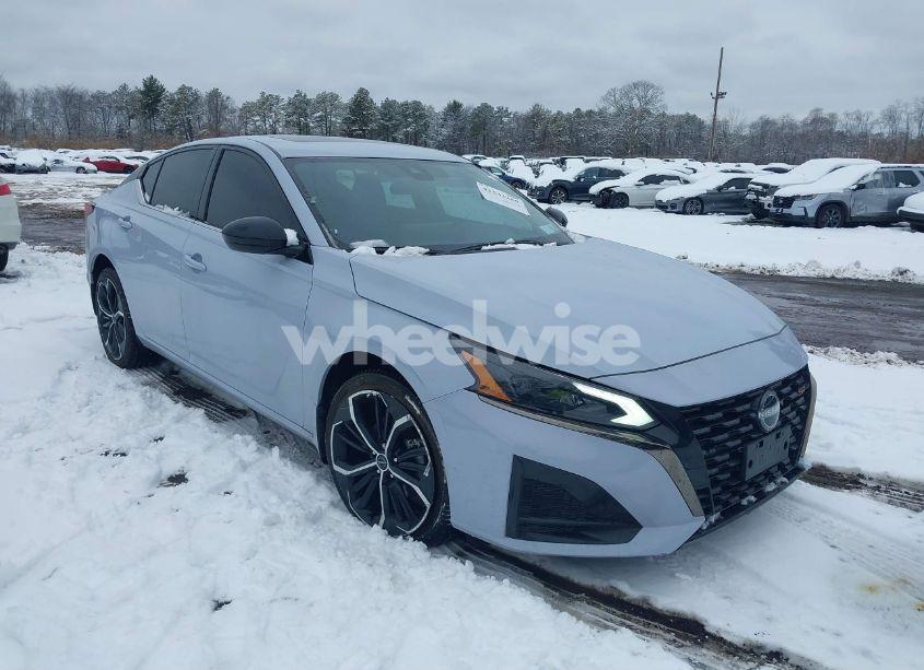 Photo of NISSAN ALTIMA SR INTELLIGENT AWD