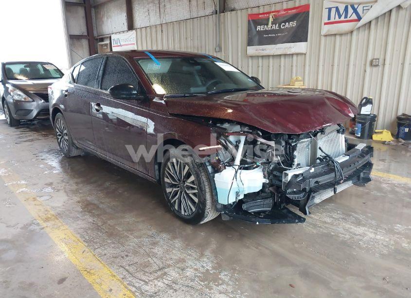 Photo of NISSAN ALTIMA SV FWD
