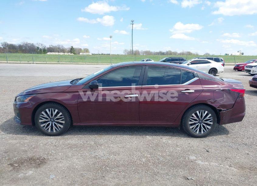 Thumbnail 6 of 2024 NISSAN ALTIMA SV FWD