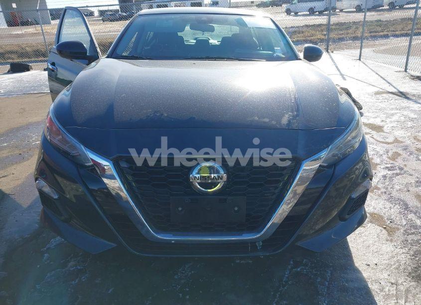 Thumbnail 4 of 2021 NISSAN ALTIMA SV INTELLIGENT AWD