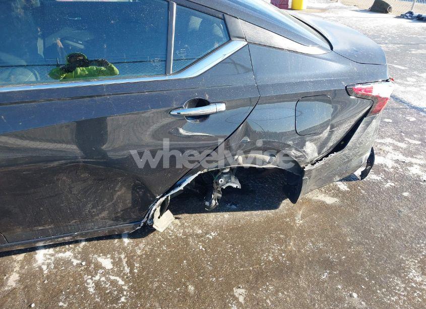 Thumbnail 13 of 2021 NISSAN ALTIMA SV INTELLIGENT AWD