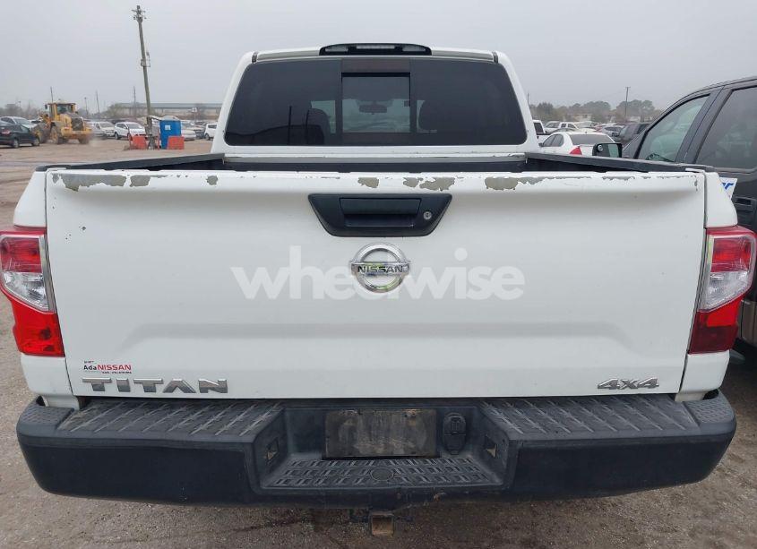 Thumbnail 11 of 2017 NISSAN TITAN S