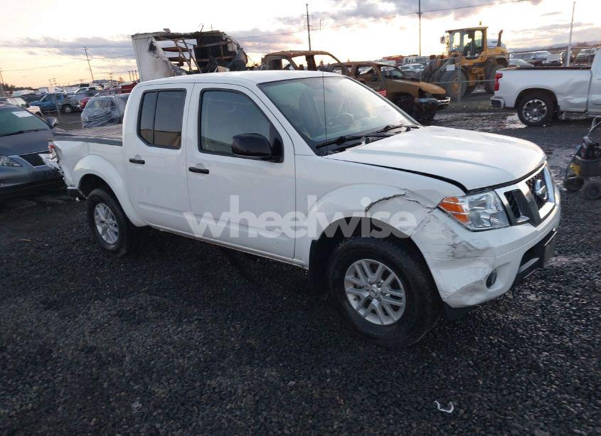 Photo of NISSAN FRONTIER SV