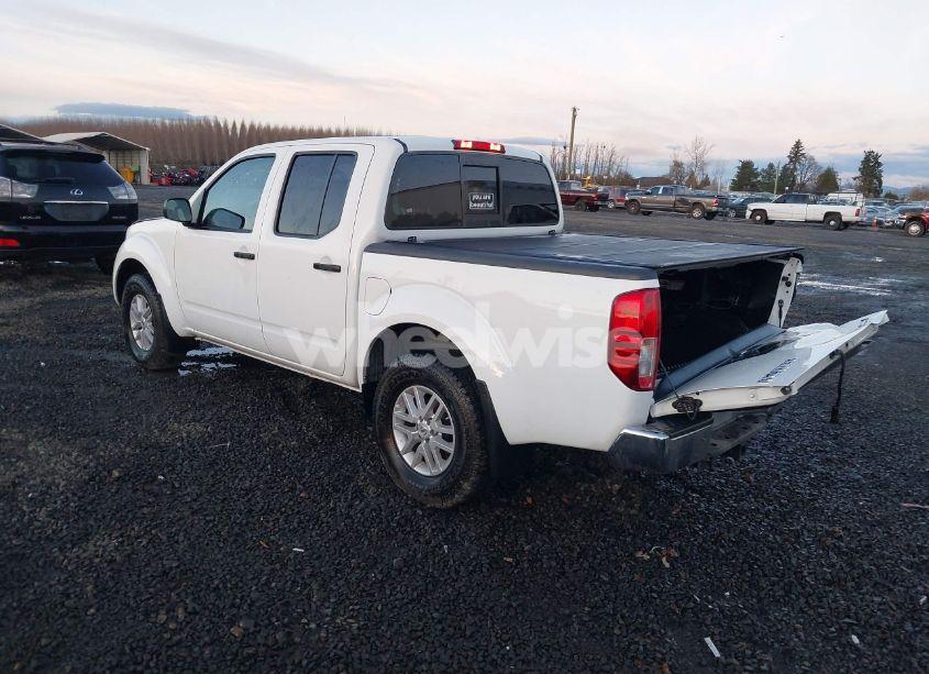 Thumbnail 10 of 2019 NISSAN FRONTIER SV