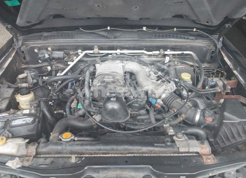 Thumbnail 2 of 2003 NISSAN FRONTIER SC-V6