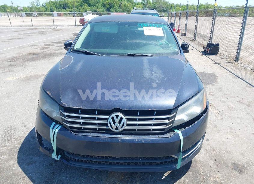 Thumbnail 8 of 2014 VOLKSWAGEN PASSAT 1.8T S