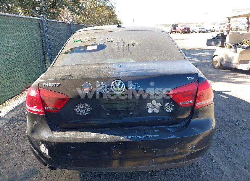 Thumbnail 8 of 2015 VOLKSWAGEN PASSAT 1.8T WOLFSBURG EDITION
