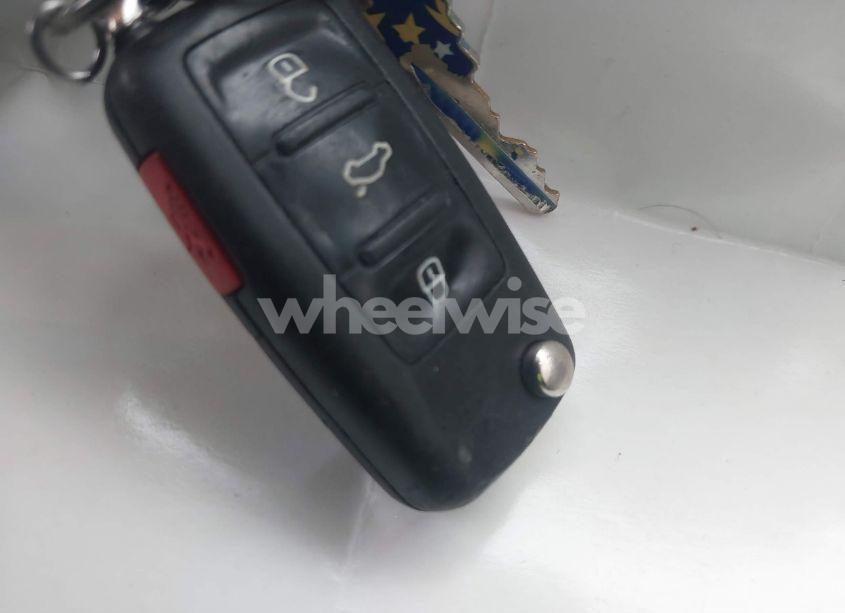Thumbnail 3 of 2015 VOLKSWAGEN PASSAT 1.8T LIMITED EDITION
