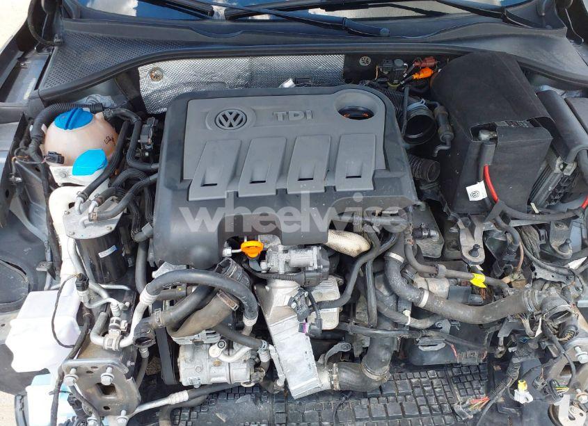 Thumbnail 2 of 2013 VOLKSWAGEN PASSAT 2.0L TDI SEL PREMIUM