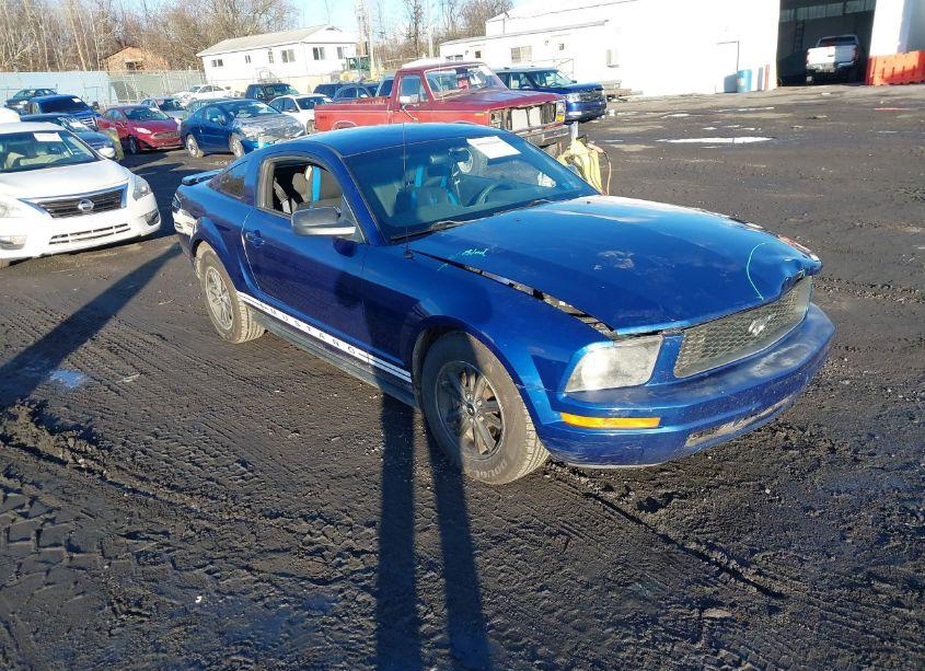 Photo of FORD MUSTANG V6 DELUXE/V6 PREMIUM