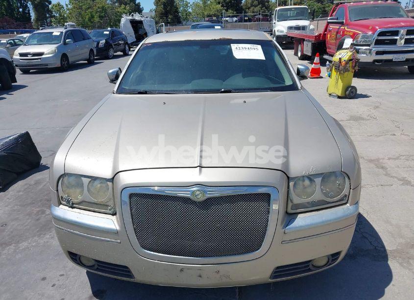 2005 Chrysler 300
