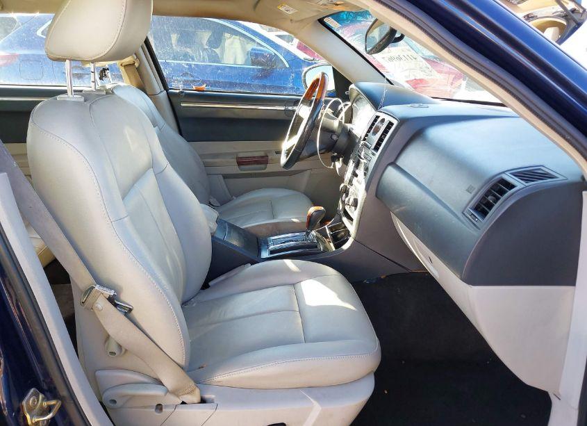 2005 Chrysler 300