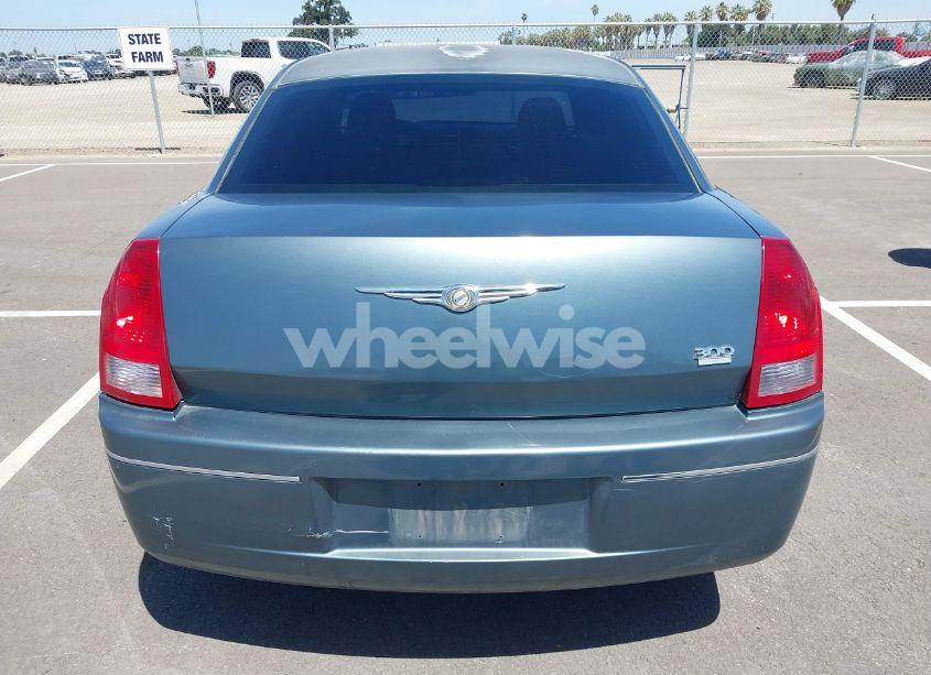 2005 Chrysler 300