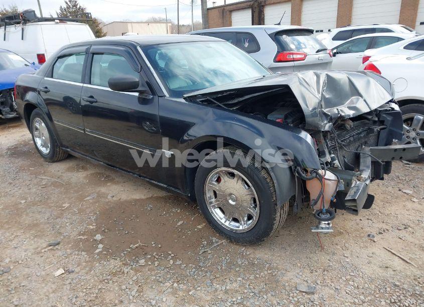2005 Chrysler 300 - Photo 1