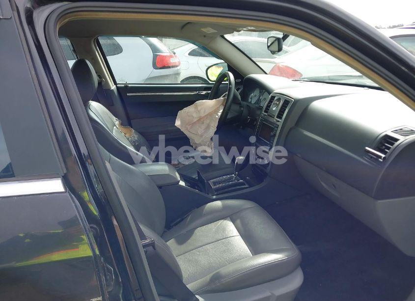 2005 Chrysler 300
