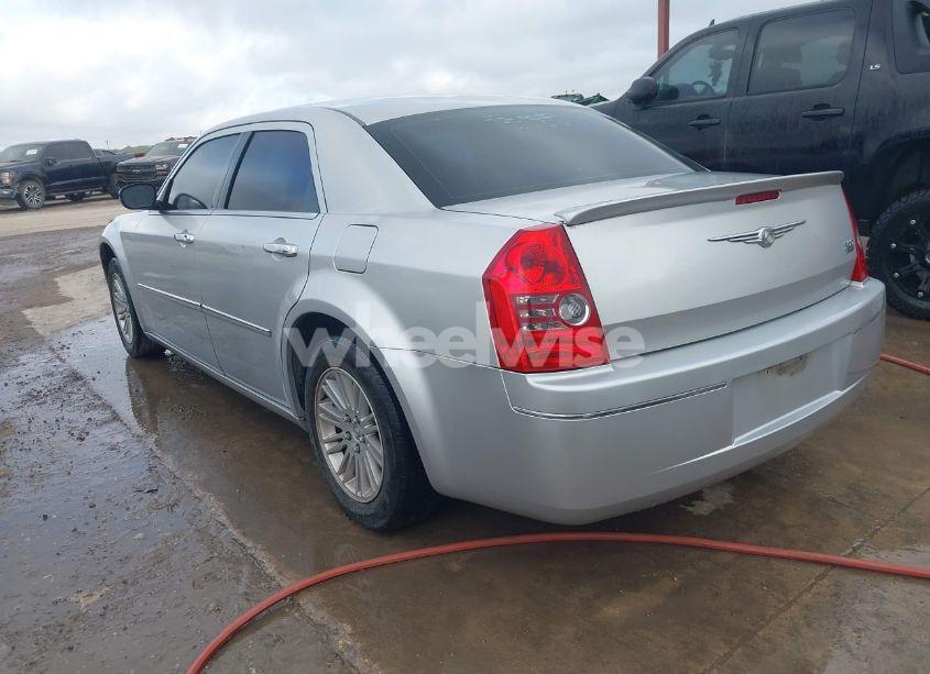 2010 Chrysler 300