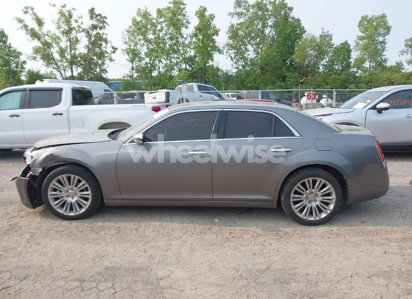 2011 Chrysler 300