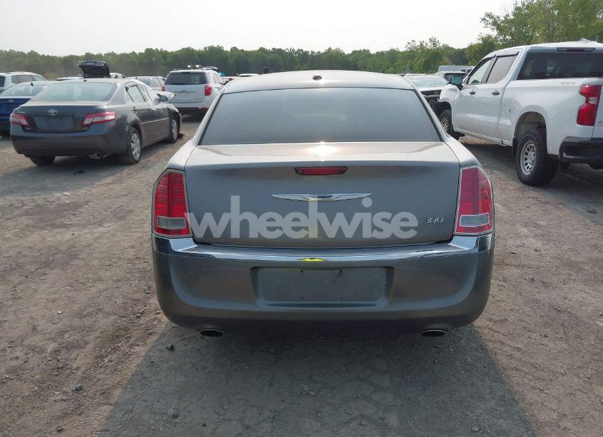 2011 Chrysler 300