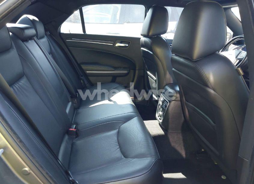 2011 Chrysler 300