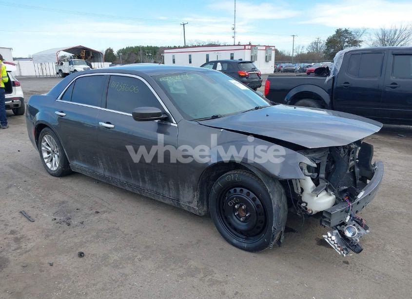 Photo of CHRYSLER 300 LIMITED