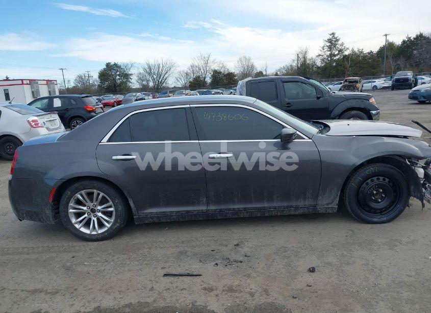 Thumbnail 5 of 2017 CHRYSLER 300 LIMITED