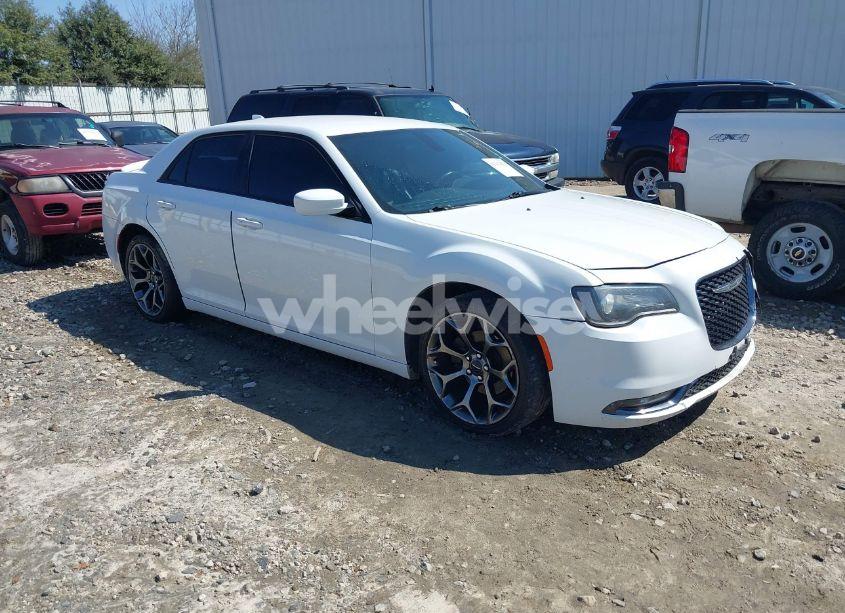 Main photo of 2015 CHRYSLER 300 300S with VIN 2C3CCABG2FH876064