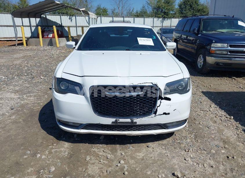 Thumbnail 4 of 2015 CHRYSLER 300 300S