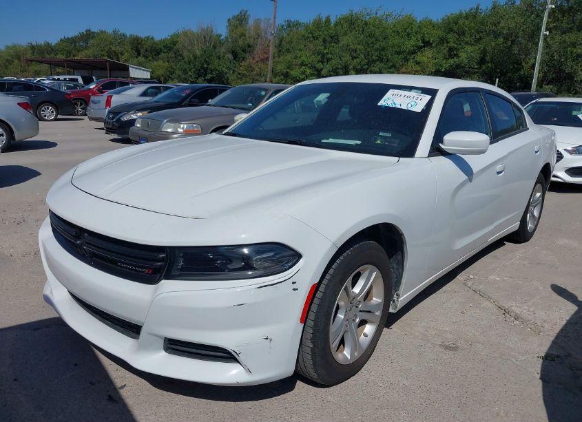 Thumbnail 4 of 2022 DODGE CHARGER SXT RWD