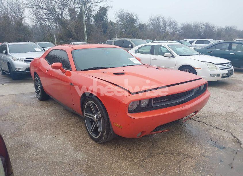 Photo of DODGE CHALLENGER R/T PLUS