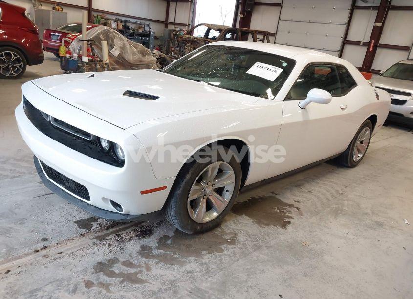 Thumbnail 9 of 2016 DODGE CHALLENGER SXT