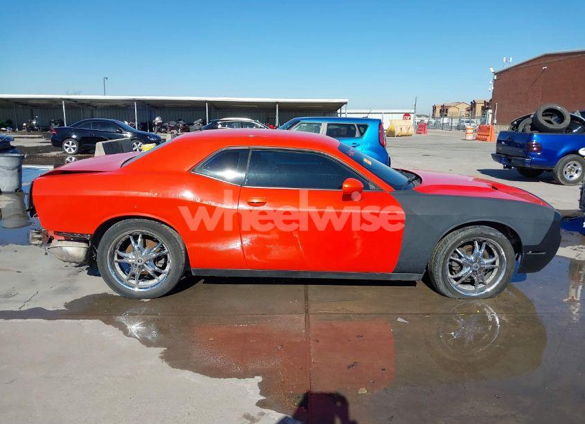 Thumbnail 6 of 2016 DODGE CHALLENGER SXT