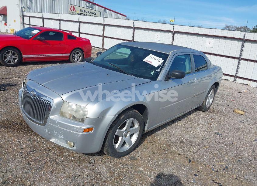Thumbnail 10 of 2005 CHRYSLER 300