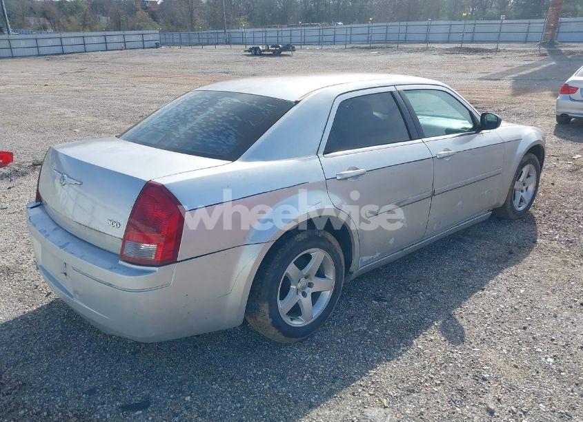 Thumbnail 12 of 2005 CHRYSLER 300