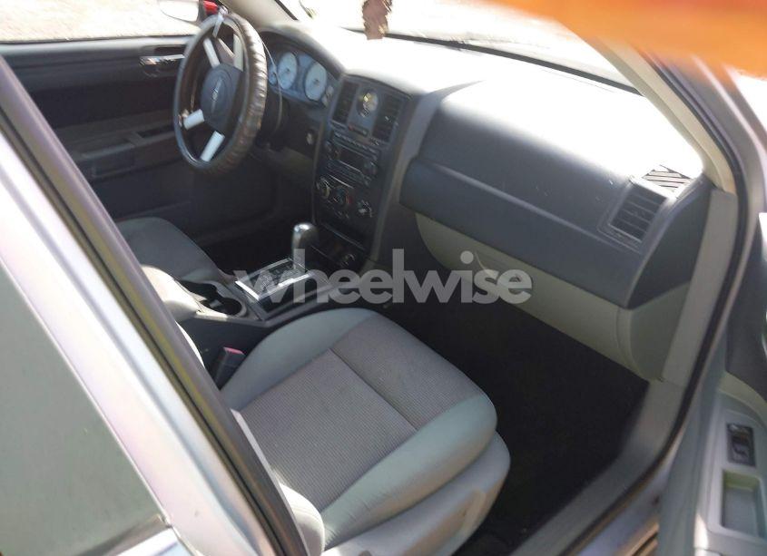Thumbnail 13 of 2005 CHRYSLER 300