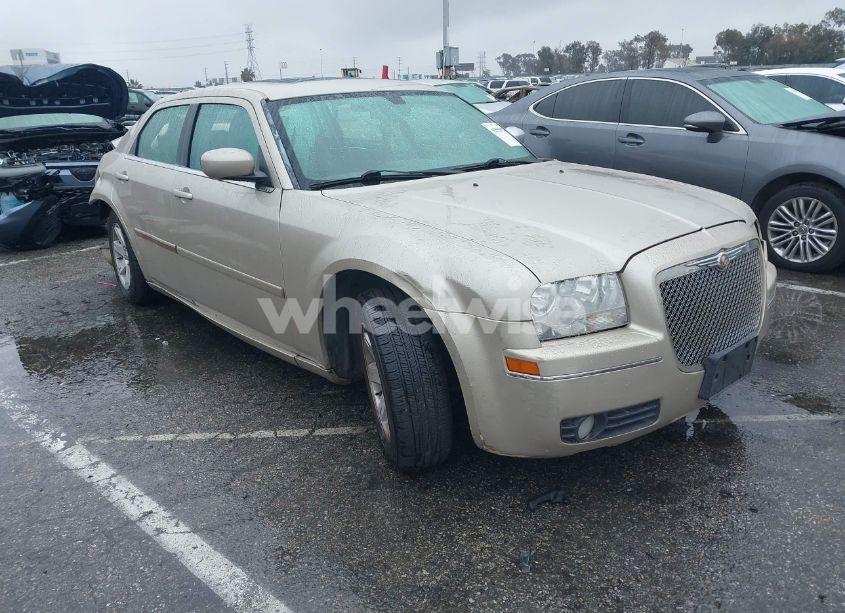 Main photo of 2006 CHRYSLER 300 TOURING with VIN 2C3KA53G46H529584