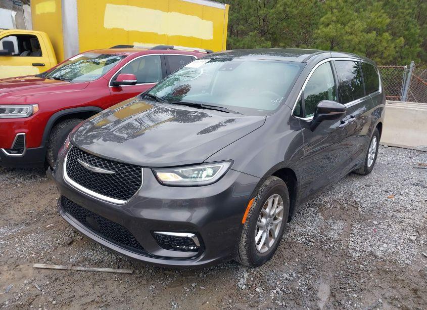 Thumbnail 9 of 2023 CHRYSLER PACIFICA TOURING L